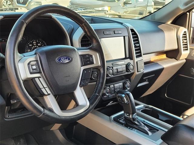 2019 Ford F-150 Lariat photo 10