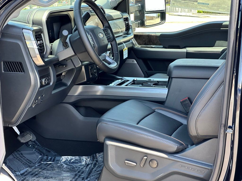 2025 Ford F-250 Super Duty Lariat