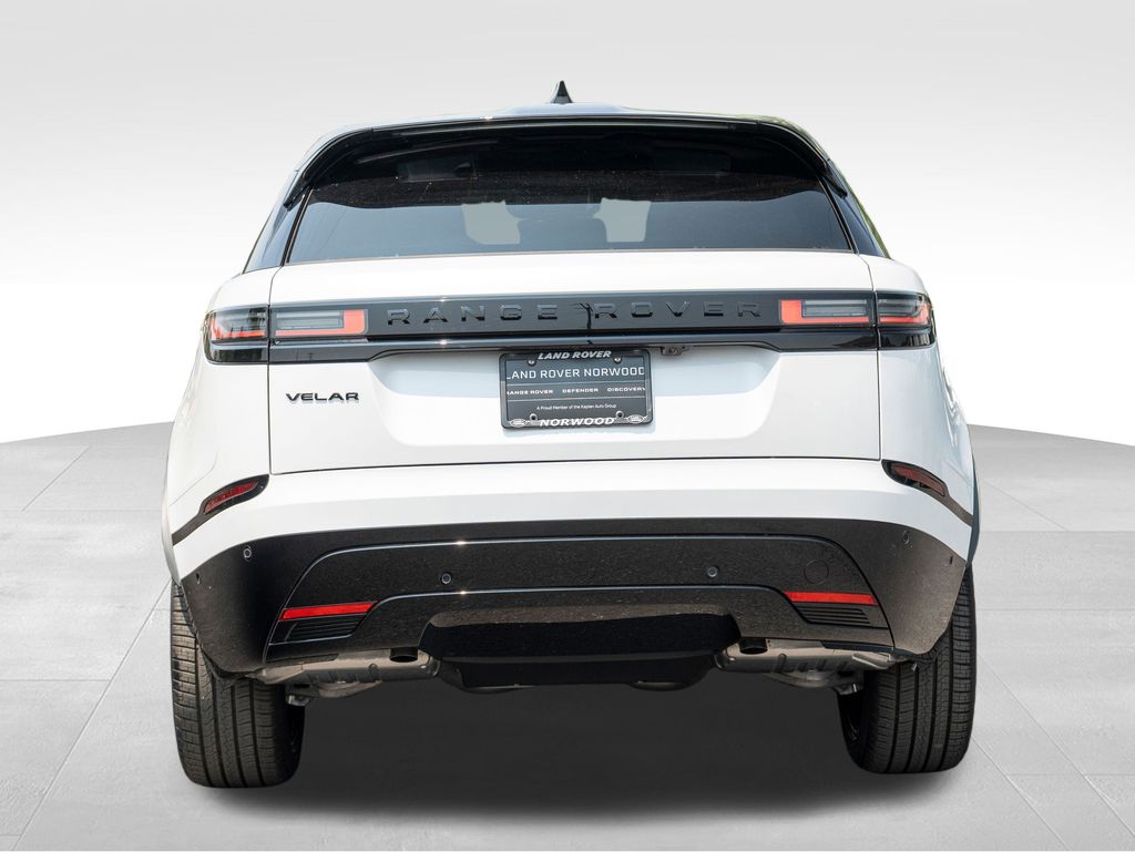 2026 Land Rover Range Rover Velar SE photo 4