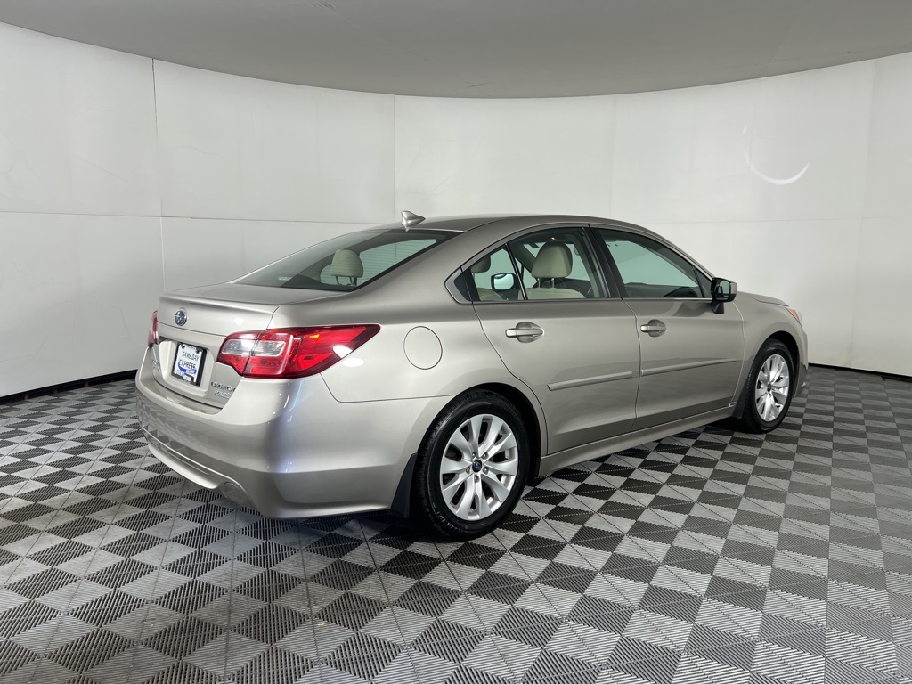 2017 Subaru Legacy 2.5i Premium photo 9