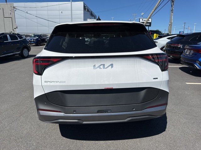 2026 Kia Sportage LX photo 4