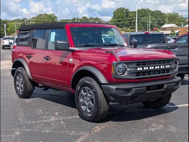 2025 Ford Bronco Big Bend photo 2