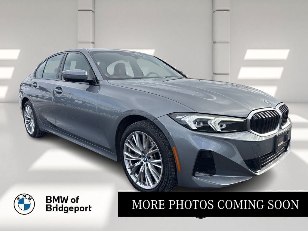 2023 BMW 3 Series 330i's photo