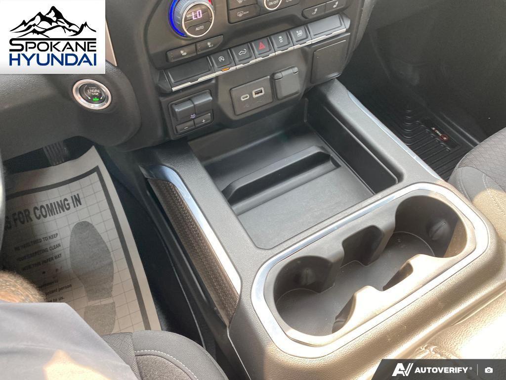 2021 Chevrolet Silverado 1500 RST photo 18