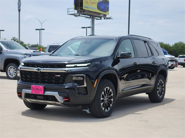 2026 Chevrolet Traverse Z71 photo 2