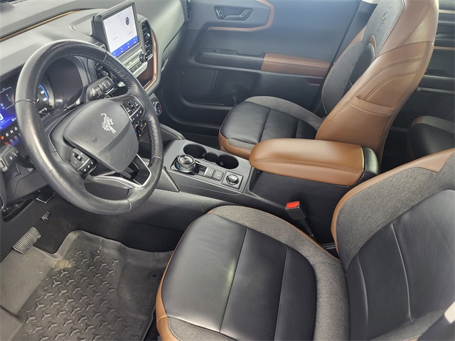 2023 Ford Bronco Sport Outer Banks photo 8