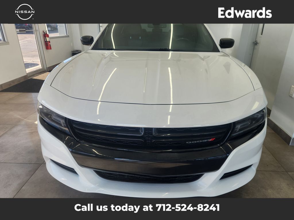 2020 Dodge Charger SXT photo 3