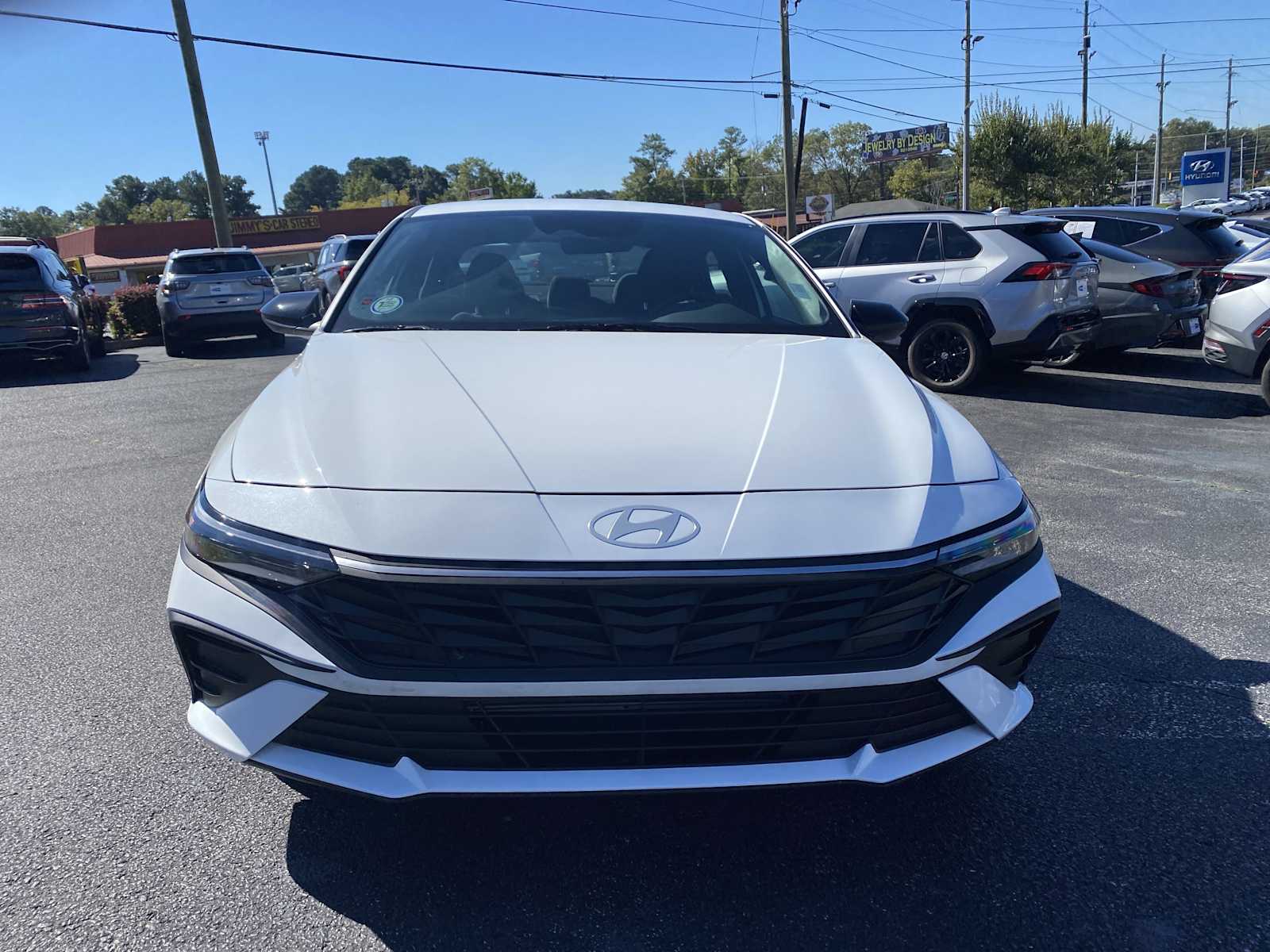 2025 Hyundai Elantra SEL Sport photo 3