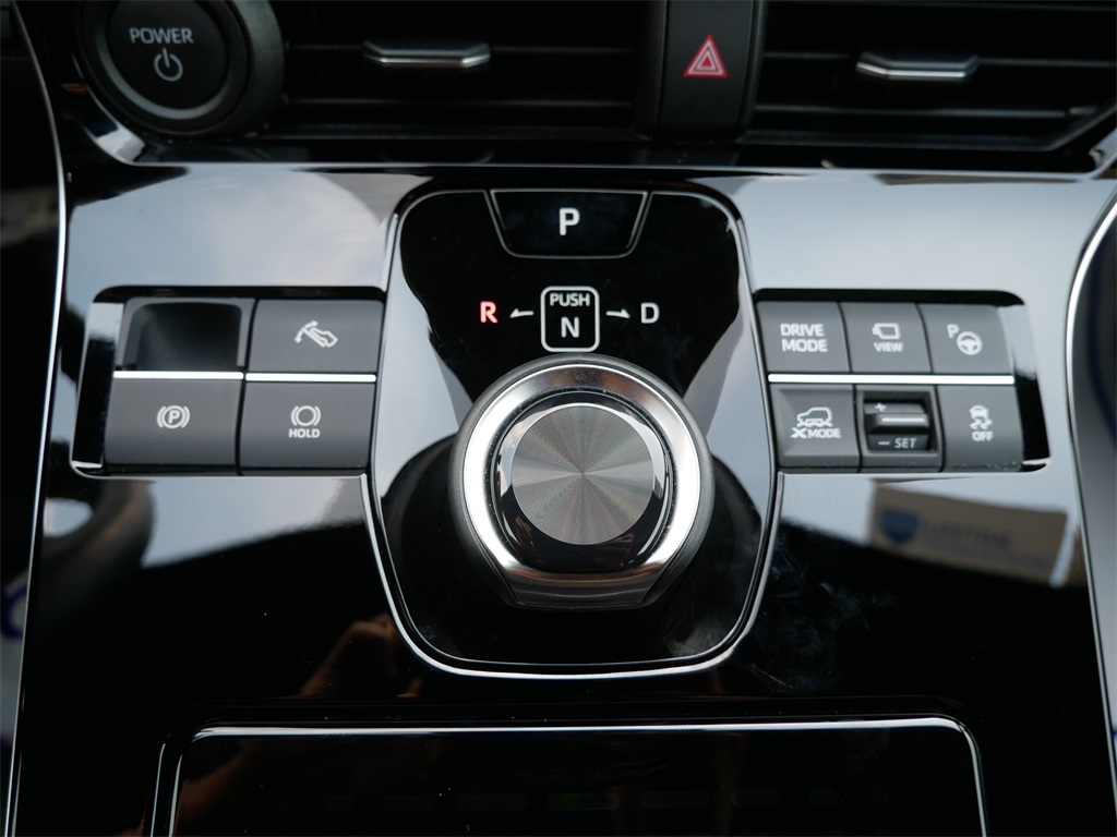 2024 Subaru Solterra Touring photo 28
