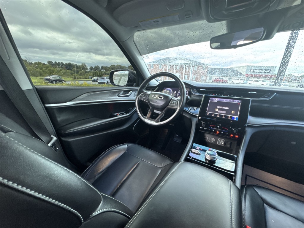 2022 Jeep Grand Cherokee Limited photo 15
