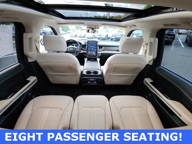 2022 Ford Expedition Platinum photo 2