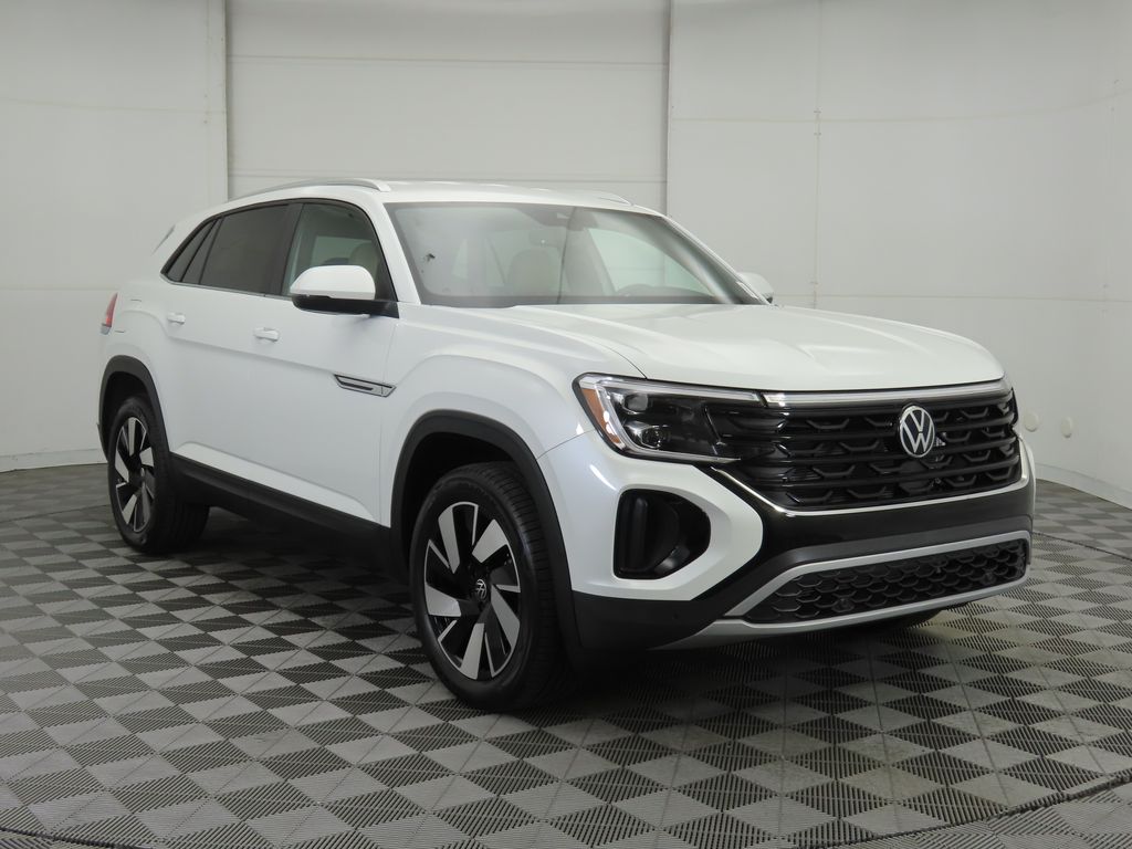 2026 Volkswagen Atlas Cross Sport SE Technology photo 3