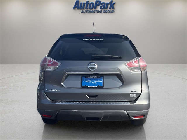 2015 Nissan Rogue SL photo 3