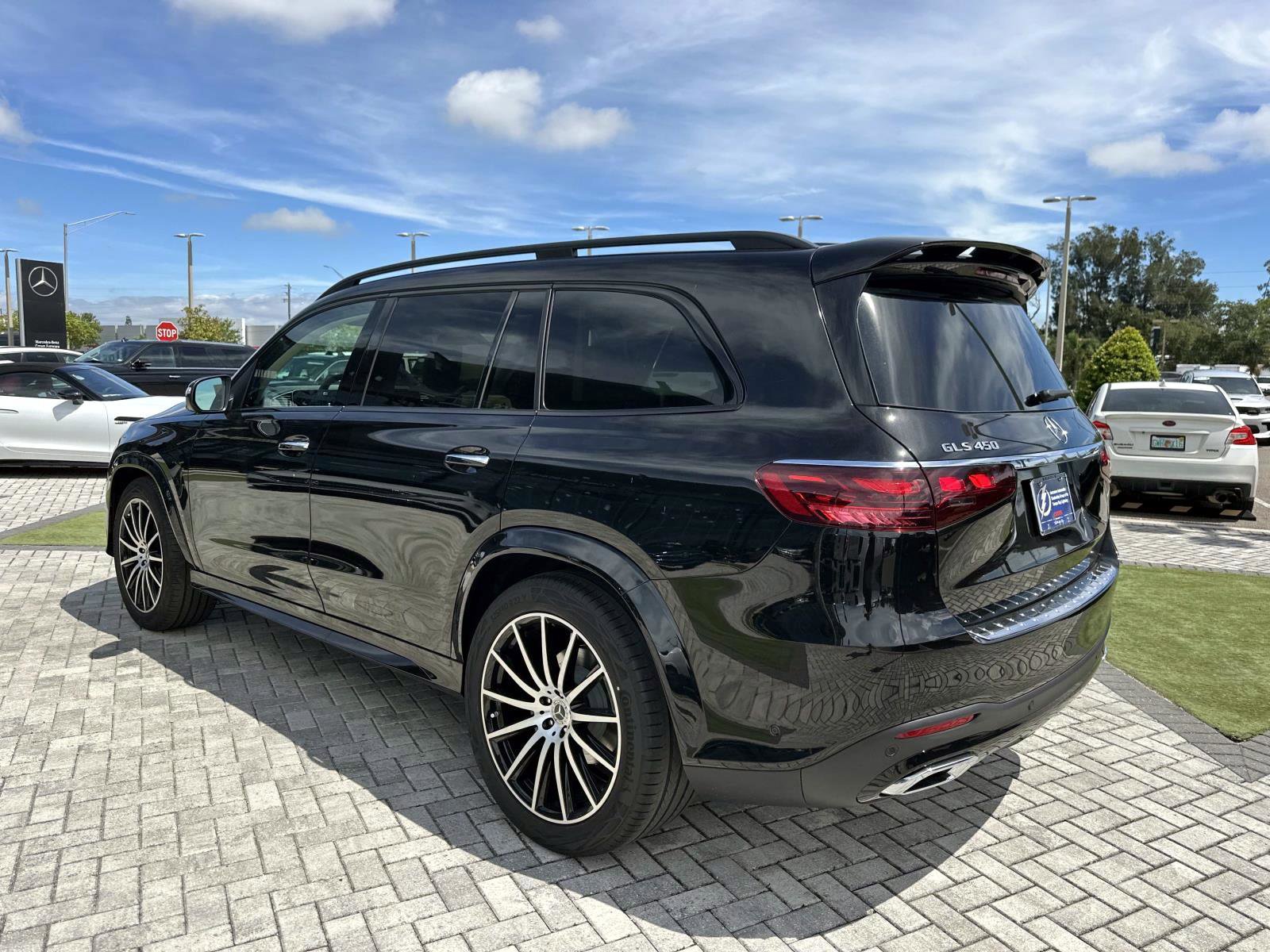 2026 Mercedes Benz GLS 450 4MATIC photo 3