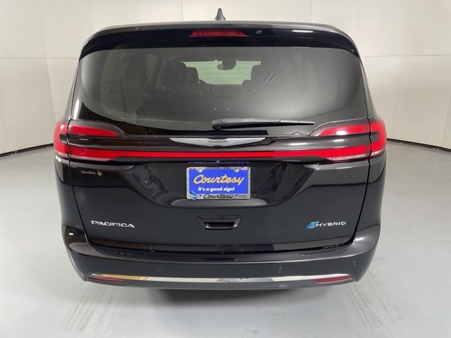2022 Chrysler Pacifica Hybrid Limited photo 7