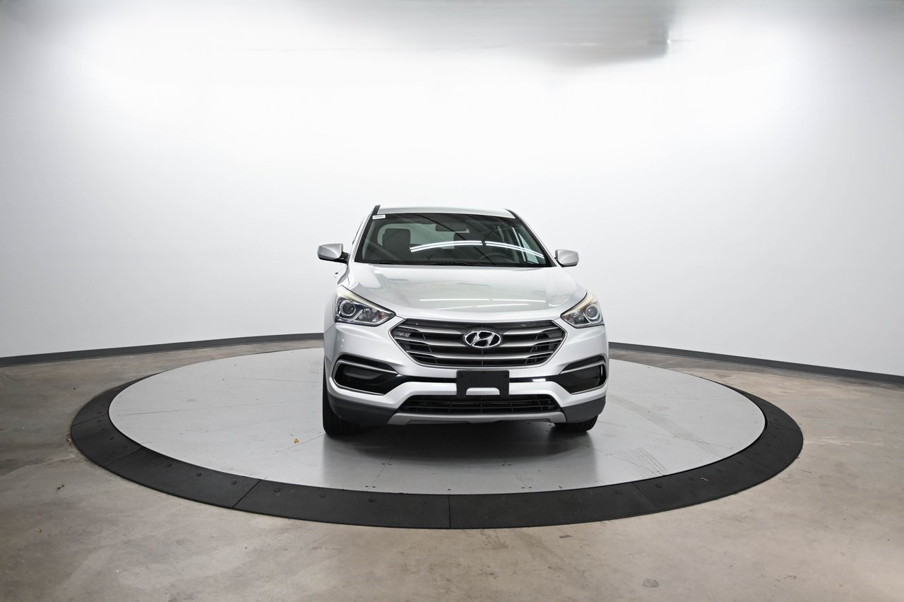 2017 Hyundai Santa Fe Sport Base photo 2