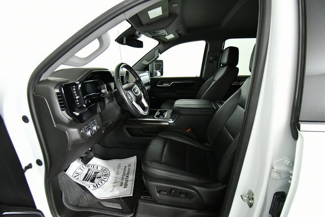2024 Gmc Sierra 3500 HD SLT photo 4