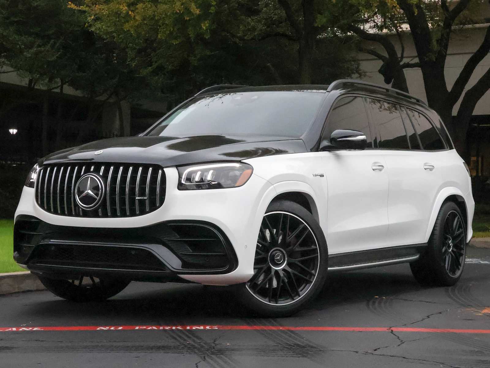 2023 Mercedes-Benz GLS AMG GLS63's photo
