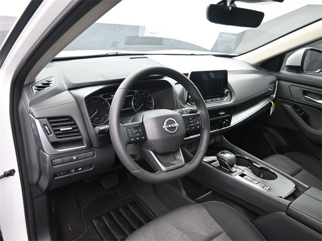 2026 Nissan Rogue SV photo 11