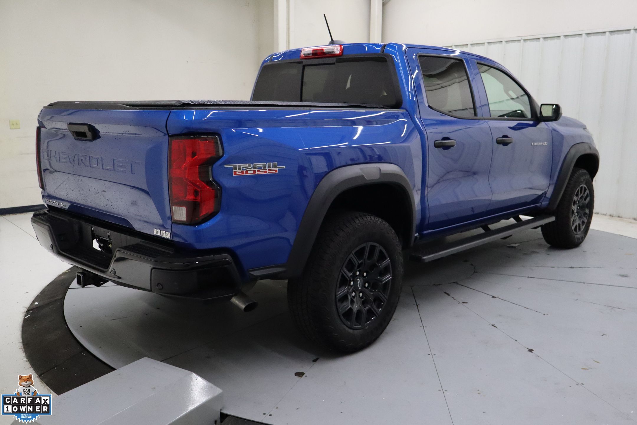 2024 Chevrolet Colorado Trail Boss photo 2