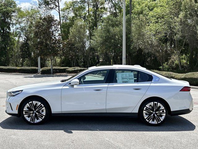 2025 Bmw 530i photo 9