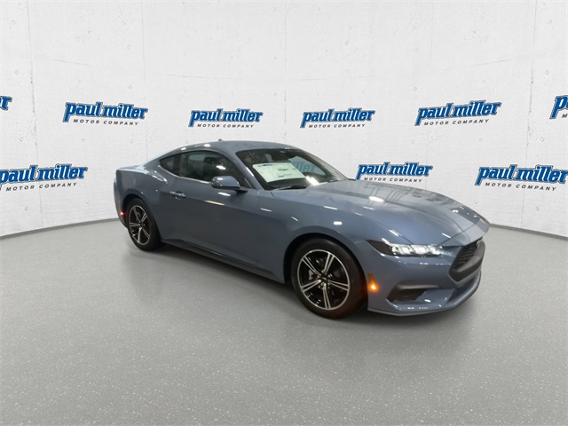 2025 Ford Mustang EcoBoost photo 2