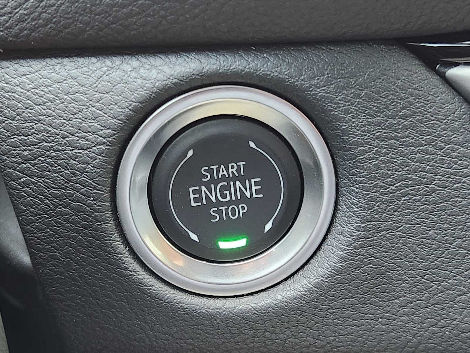 2025 Cadillac XT4 Sport photo 15
