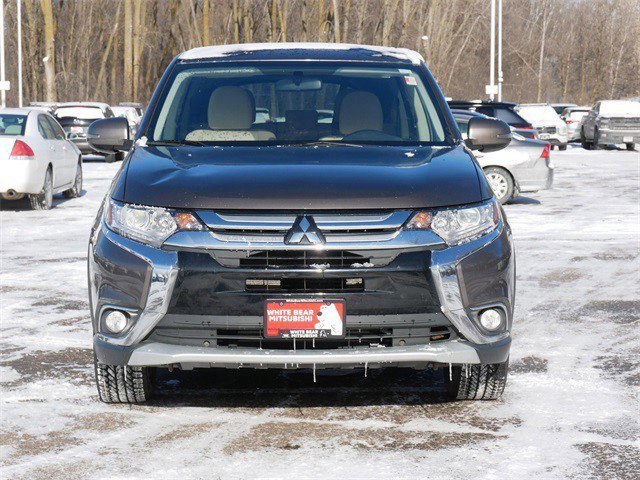 Used 2016 Mitsubishi Outlander SE with VIN JA4AD3A31GZ003055 for sale in White Bear Lake, MN