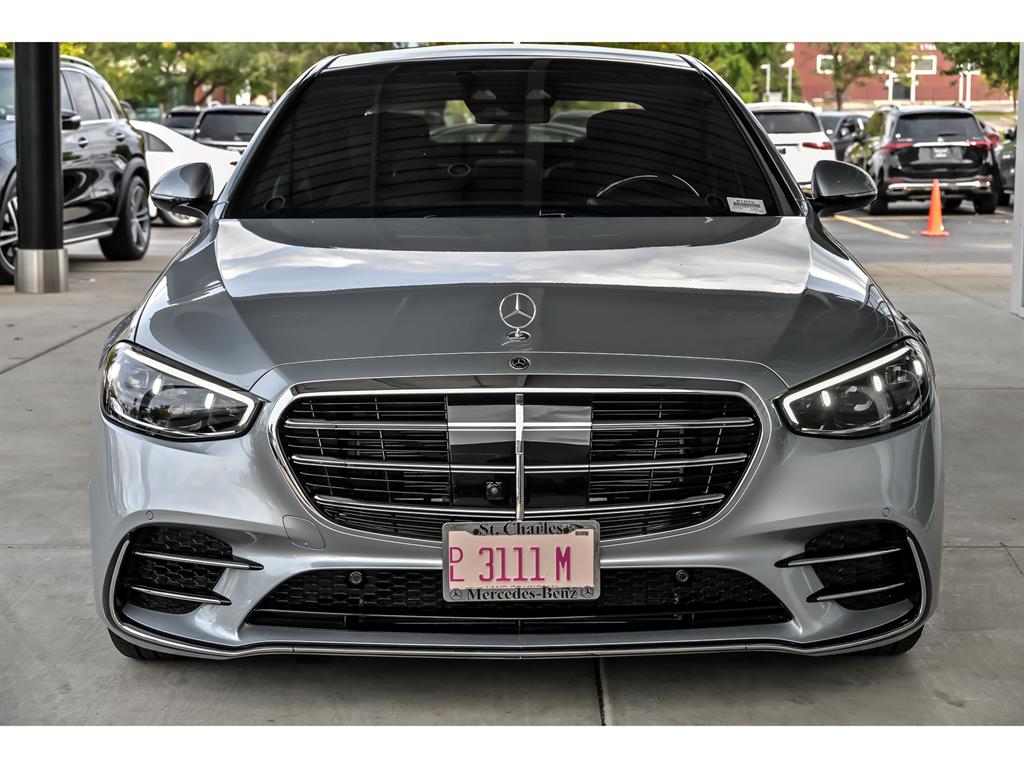 2025 Mercedes Benz S 580 4MATIC photo 3