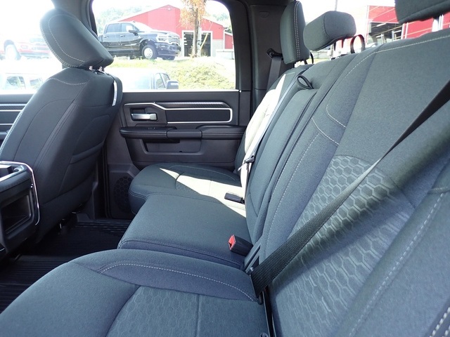 2026 Ram 3500 Big Horn photo 11