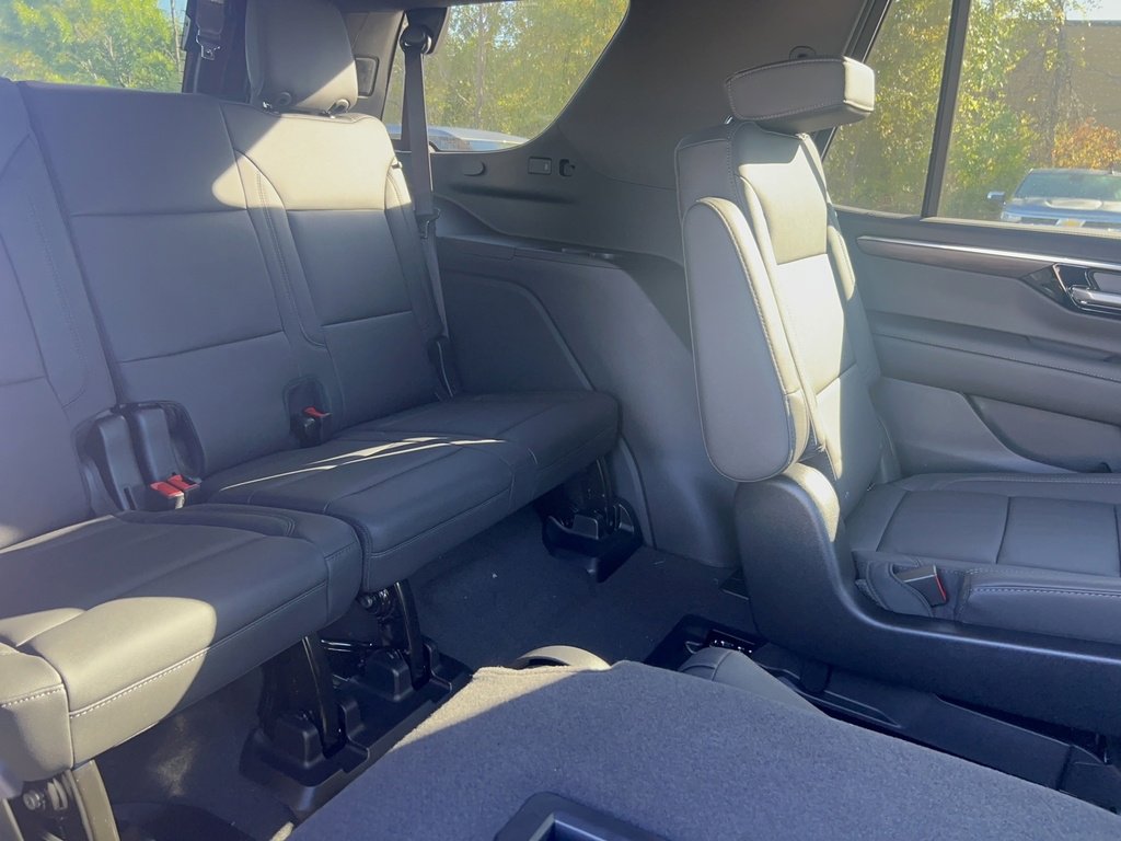 2025 Chevrolet Tahoe Z71 photo 3