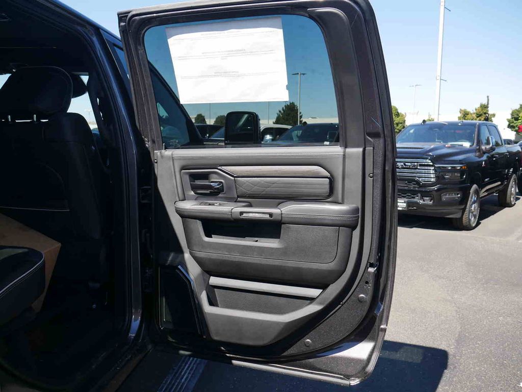 2026 Ram 3500 Limited photo 25