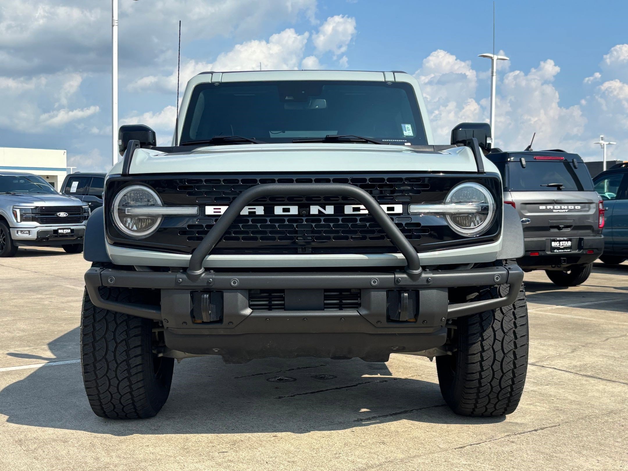 2021 Ford Bronco First Edition photo 14