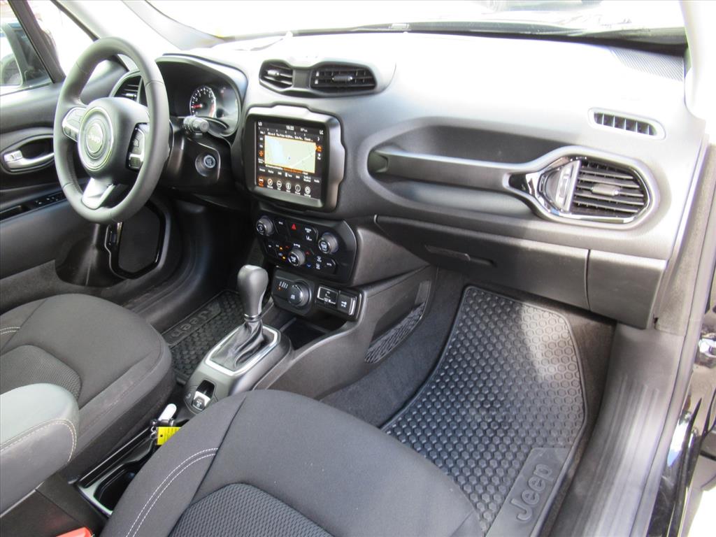 2023 Jeep Renegade Altitude photo 10