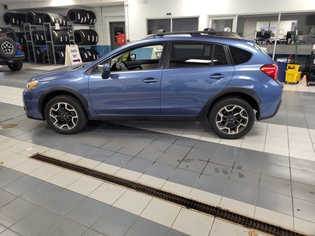 2016 Subaru Crosstrek 2.0i Premium photo 4