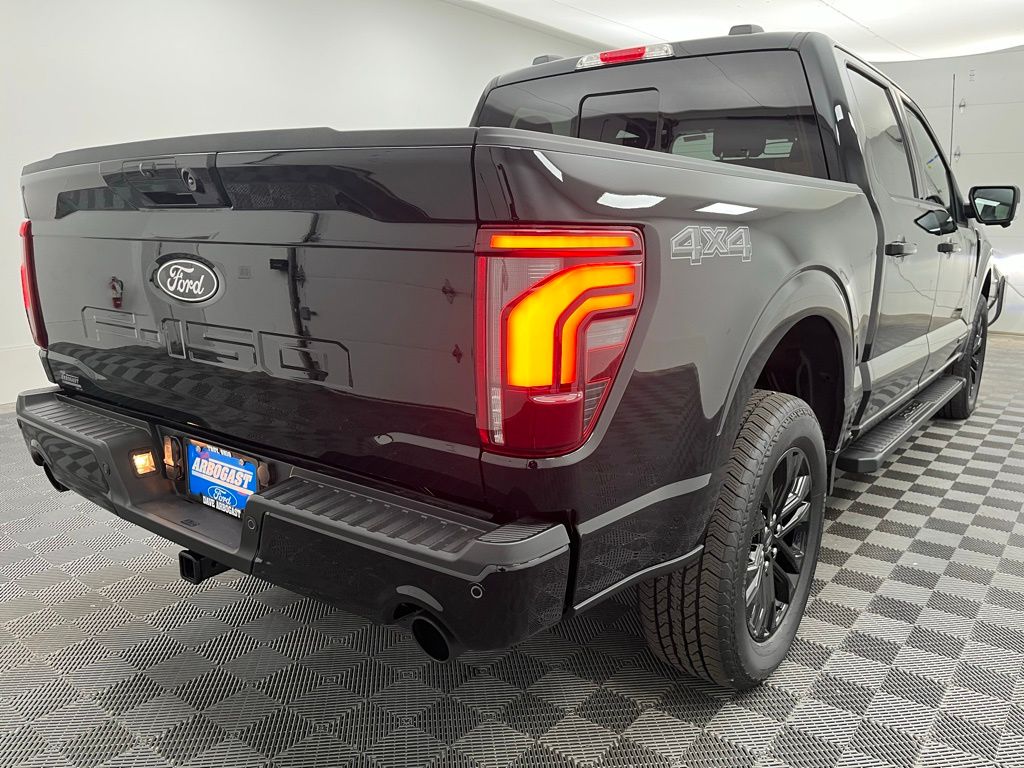 2025 Ford F-150 Lariat photo 13