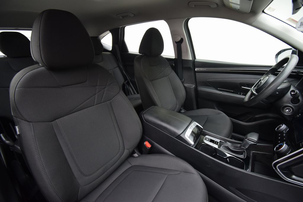 2022 Hyundai Tucson SE photo 13