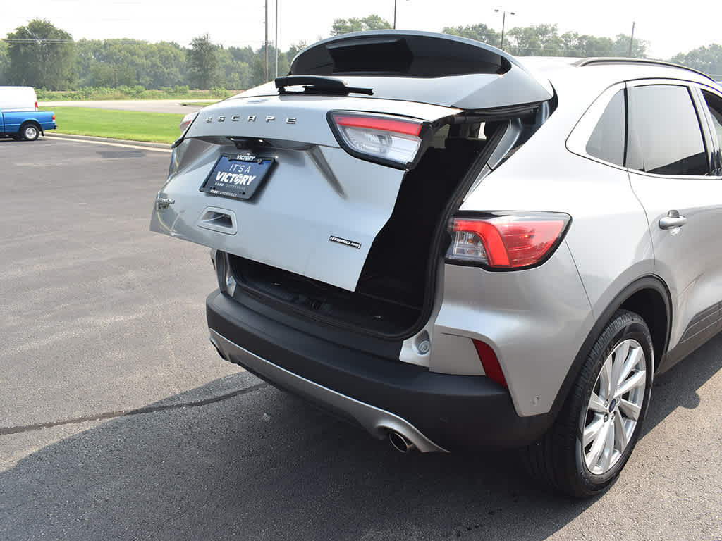 2022 Ford Escape Titanium Hybrid photo 23