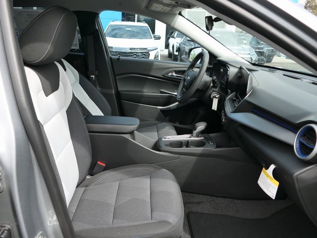2026 Chevrolet Trax LS photo 25