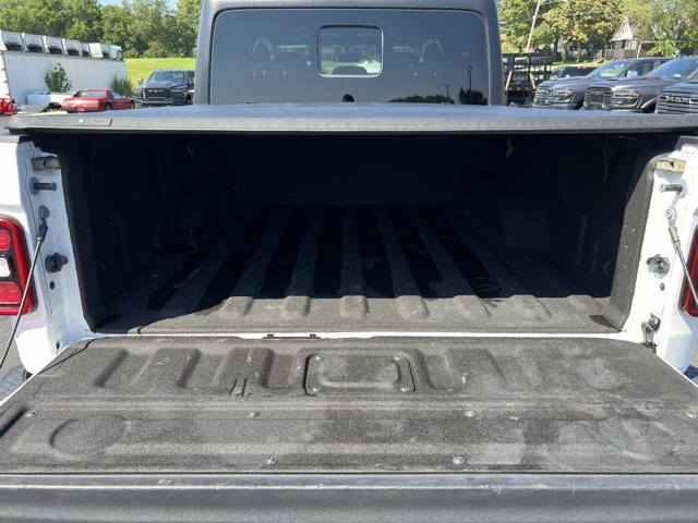 2022 Jeep Gladiator Overland photo 23