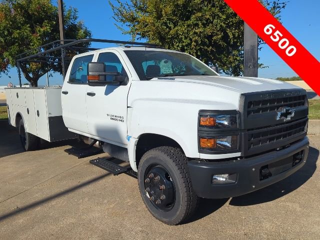 2024 Chevrolet Silverado 4500 Medium Duty Chassis Cab Work Truck's photo