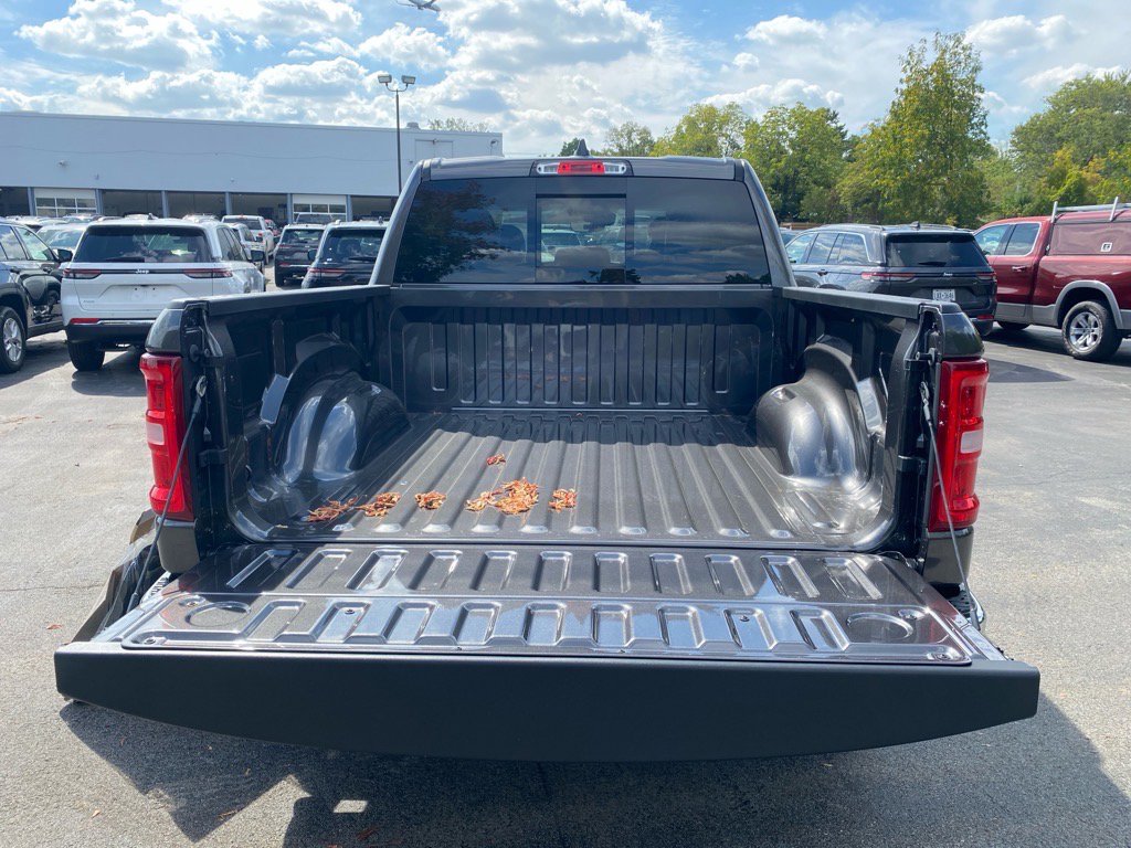 2025 Ram 1500 Big Horn photo 12