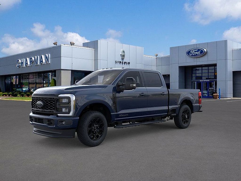 2025 Ford F-350 Super Duty Lariat's photo