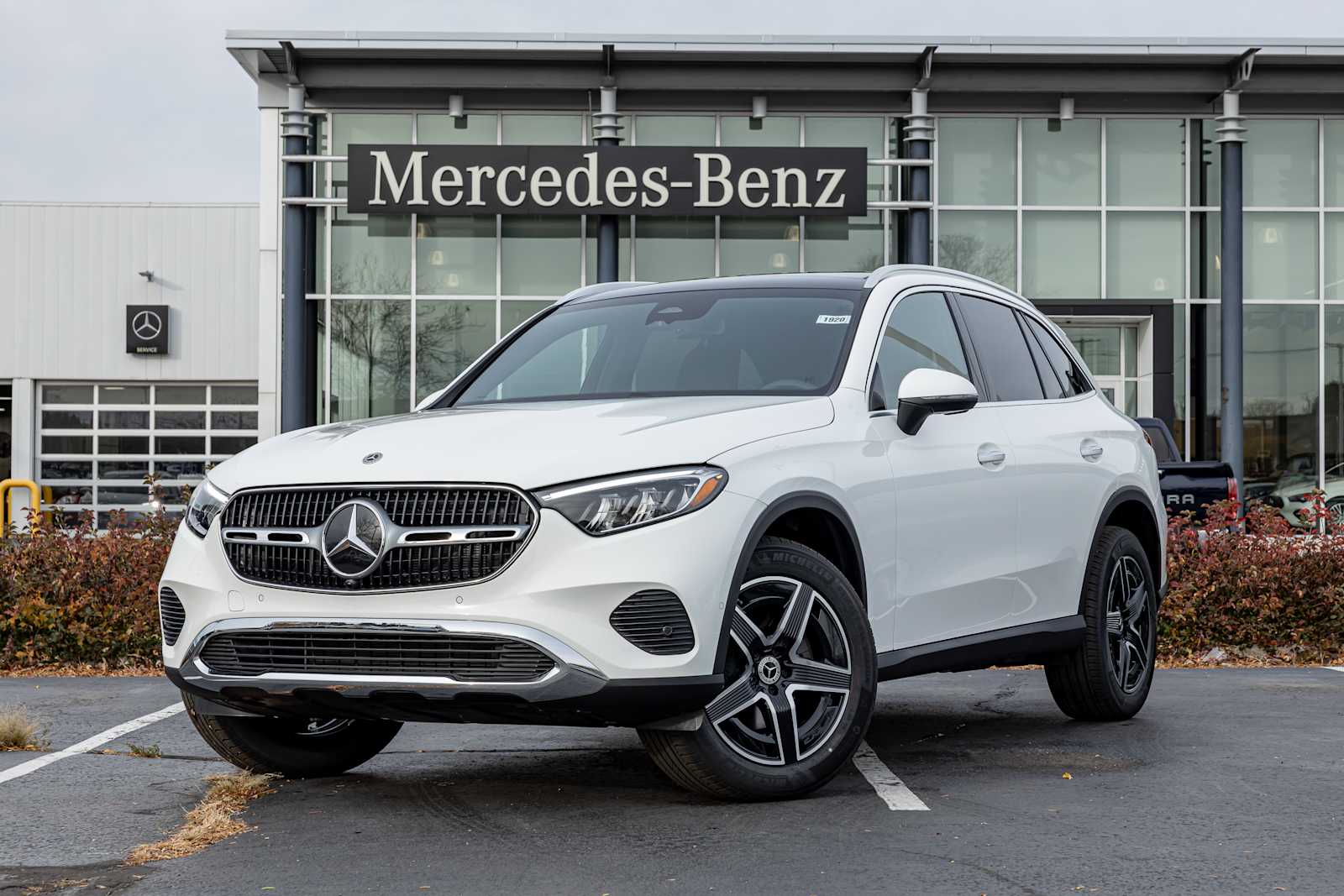 2026 Mercedes-Benz GLC Base's photo