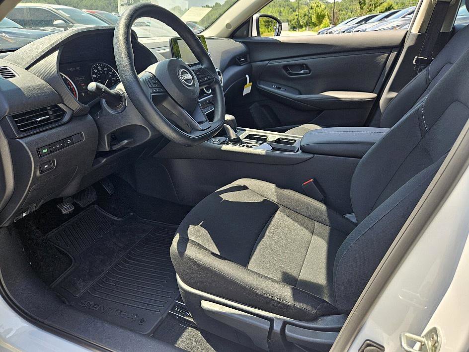 2025 Nissan Sentra S photo 7