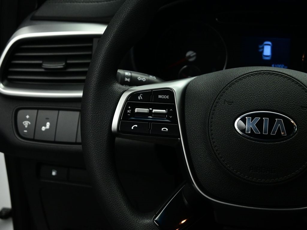 2019 Kia Sorento LX photo 4