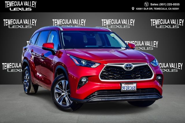 2023 Toyota Highlander XLE's photo