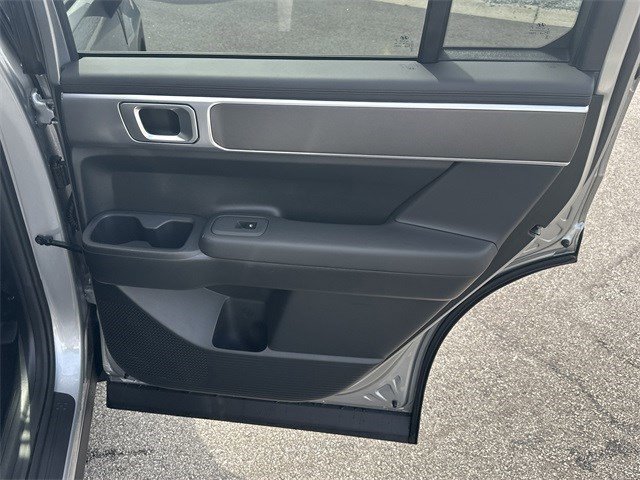 2025 Hyundai Santa Fe SE photo 15