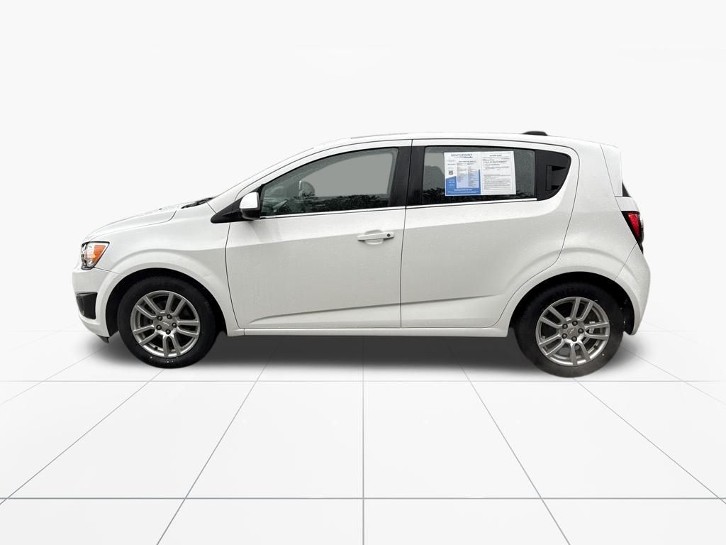 2015 Chevrolet Sonic LT photo 4
