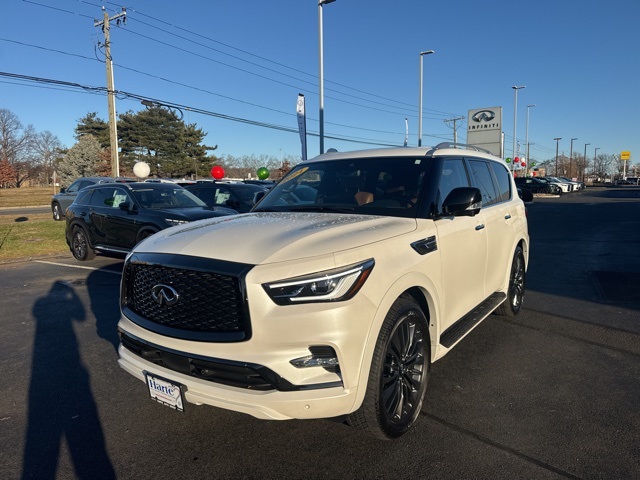 2024 INFINITI QX80 Sensory 4WD's photo
